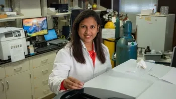 Kriti Kapil received the Kwolek Fellowship for her work investigating polymers in the Matyjaszewski Group.